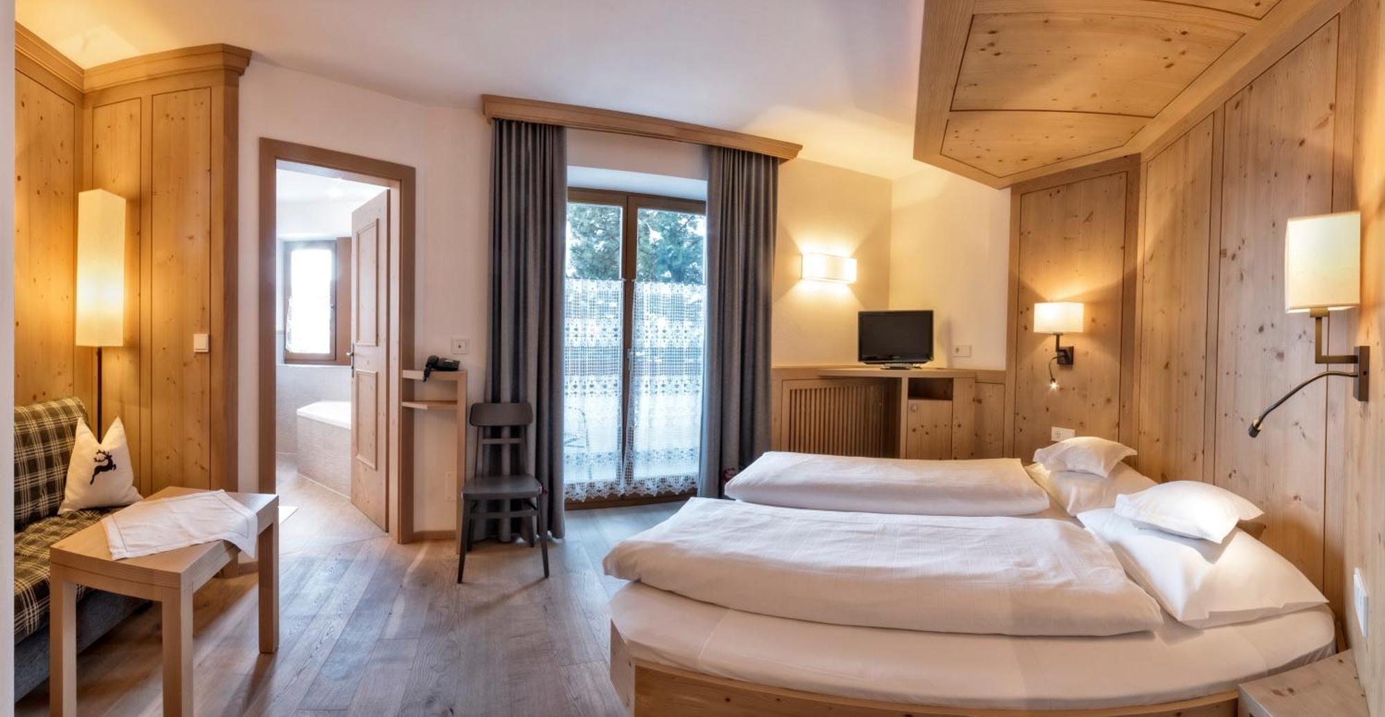 Hotel Monica 3*